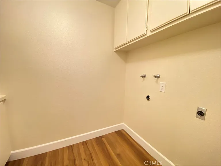 1084 Jacaranda Rd — Photo 10