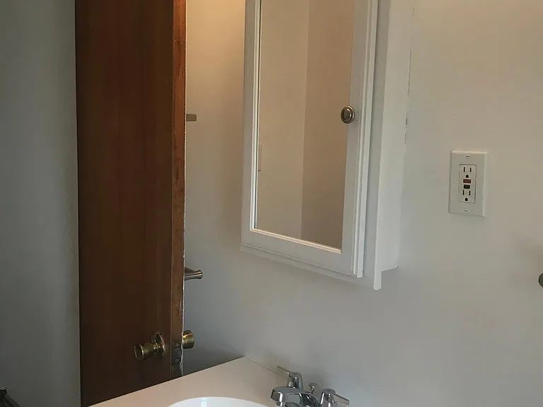 789 Cooke Dr — Photo 3