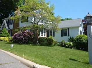 15 Ashcroft Rd, Medford, MA 02155