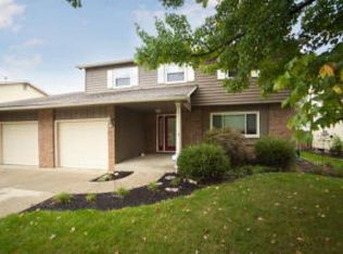 2066 Atterbury Ave, Columbus, OH 43229