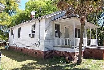 2nd image of 3302 Kraft Ave