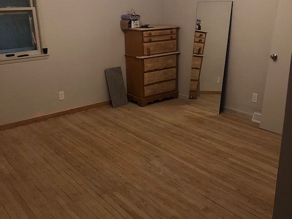 3rd image of 317 S Sherman Ave