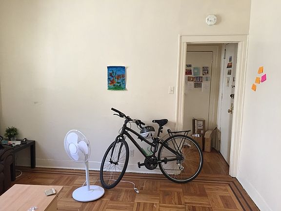 4th image of 194 Malcolm X Blvd APT C3