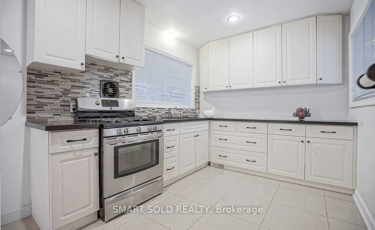 5 bed, $3,600 — Photo 3
