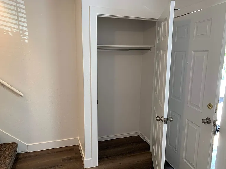 399 W 200 N — Photo 14
