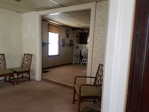 3rd image of 407 Elizabeth St