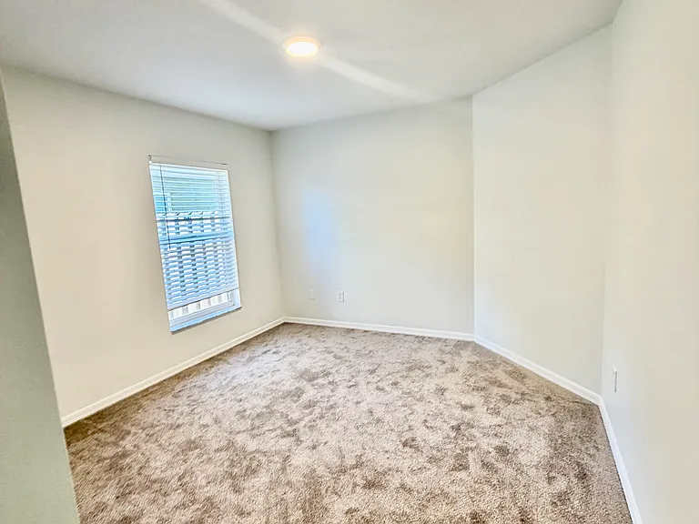 522 Beth Ann St — Photo 10