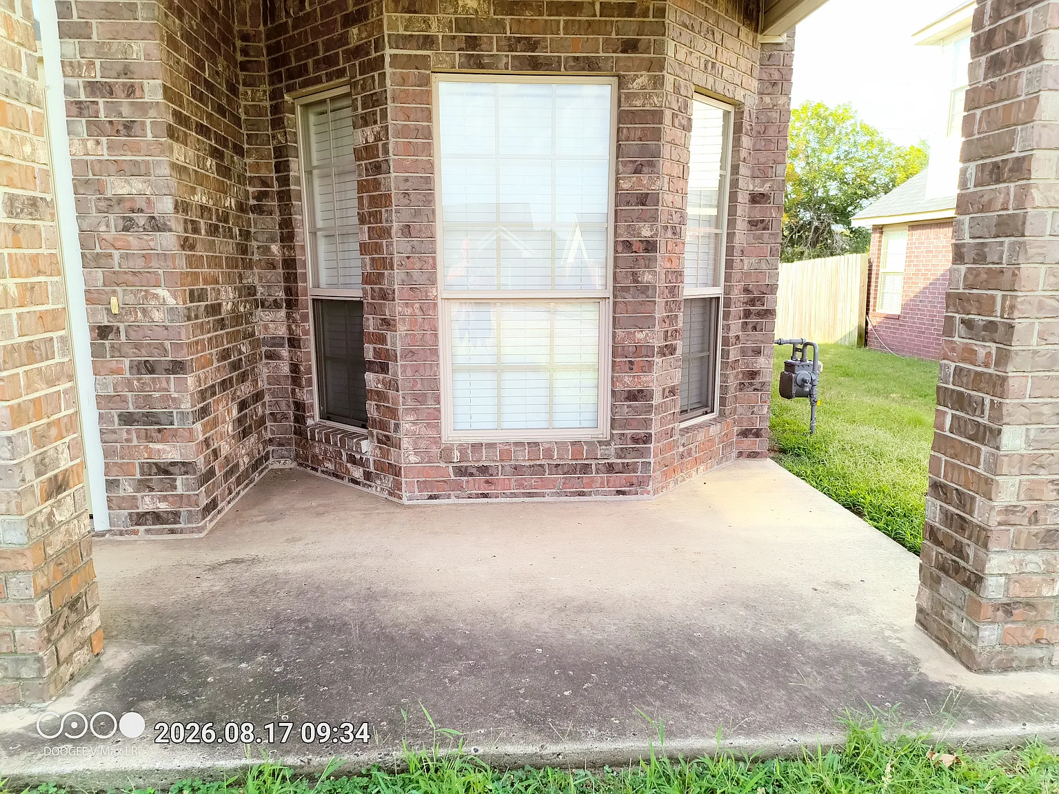 3 bed, 1650 sqft, $1,700 — Photo 1