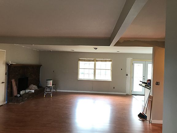 5th image of 3221 Bisco Dr