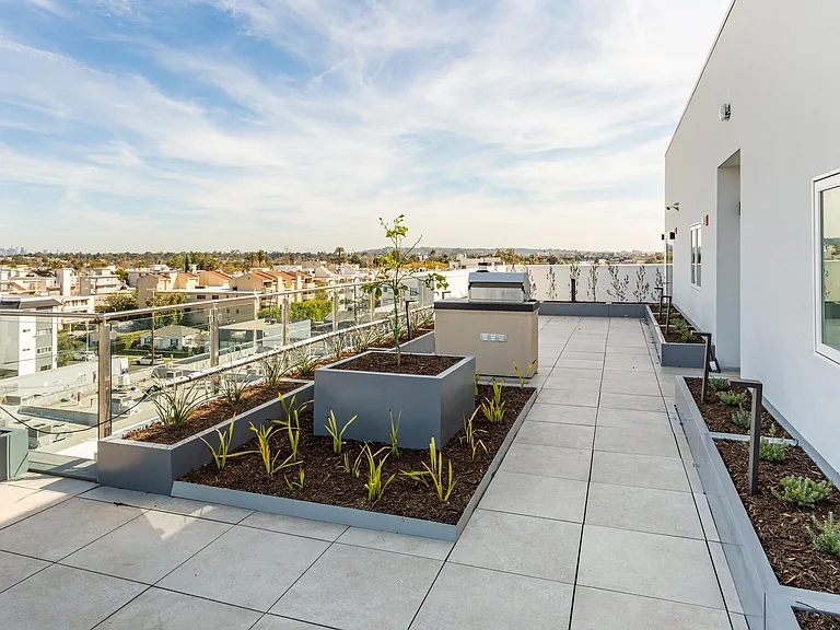 1855 Westwood Blvd — Photo 27