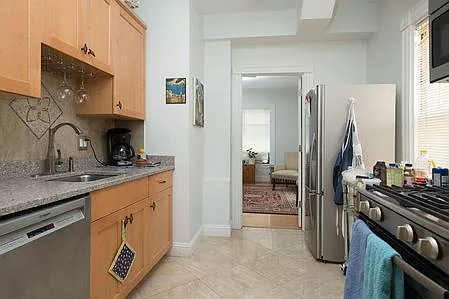 2 bed, 1.5 bath, $5,300 — Photo 4