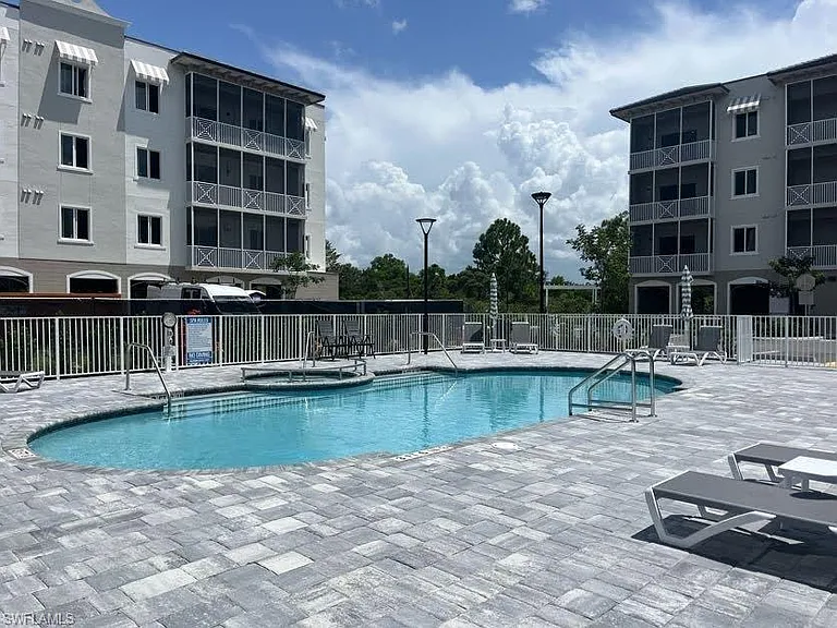 26600 Rosewood Point Dr #102 — Photo 15