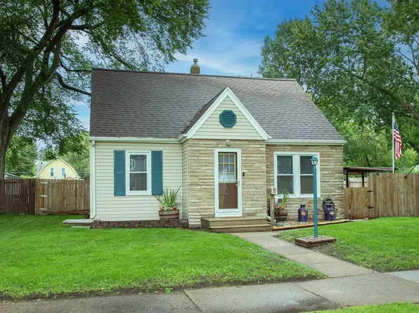523 Archer Ave, Waterloo, IA 50703