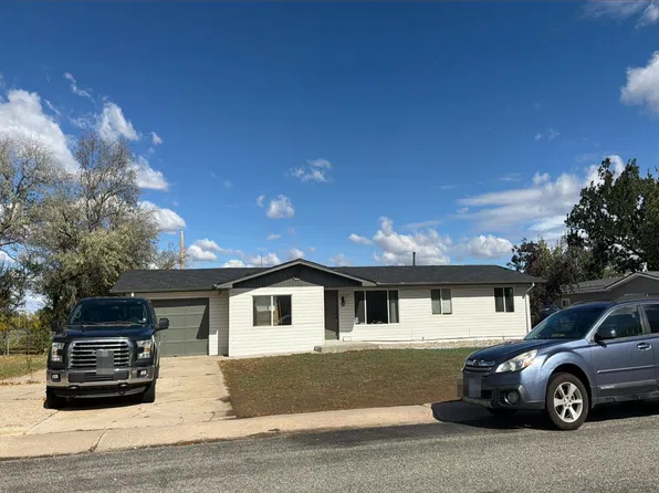 313 49th St SW, Loveland, CO 80537
