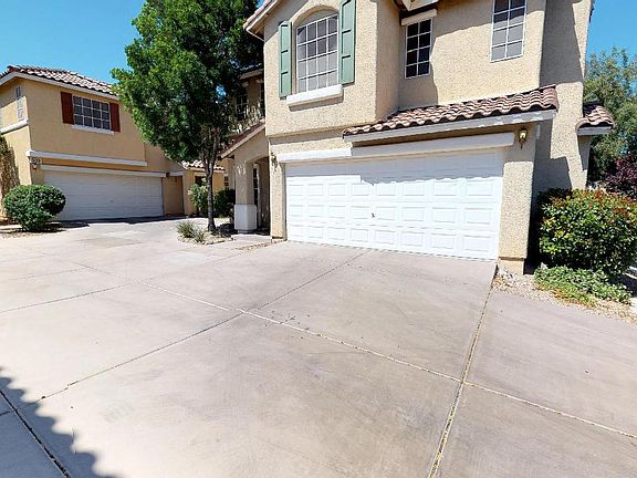 2nd image of 935 Cantabria Heights Ave