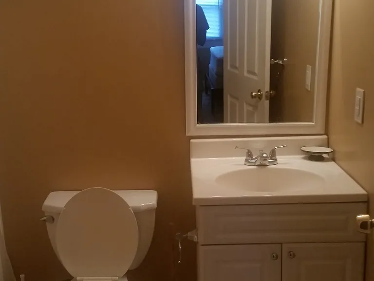 100 Wright Ave — Photo 13