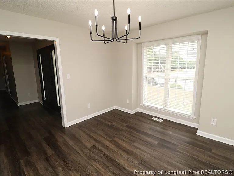 504 Noonday Ct — Photo 13