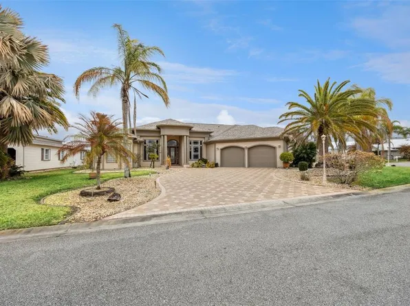 913 Grande Haven Dr, Titusville, FL 32780