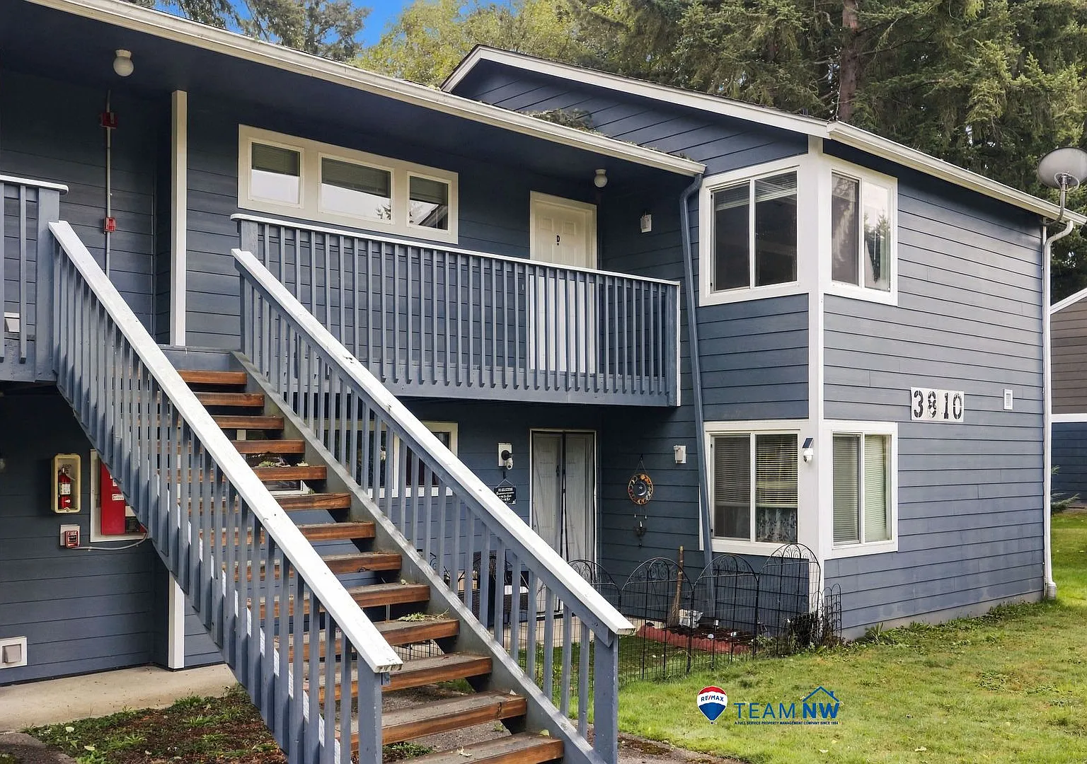 Move In Ready Now! 2 Bed 1 Bath City Water Included, On Septic. Olympia Sd — Photo 1