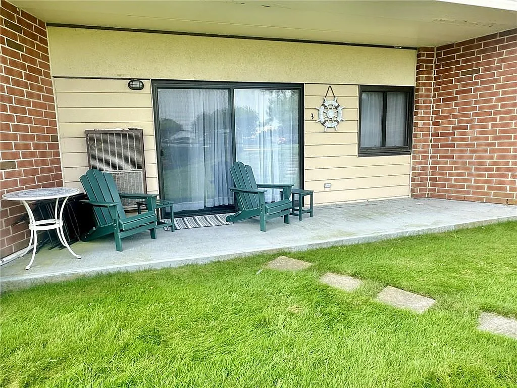 1 bed, 1.0 bath, 756 sqft, $2,000 — Photo 2