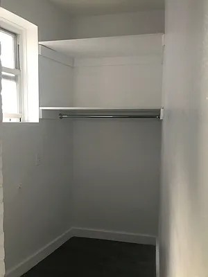 Rented by Kahen Properties | media 11