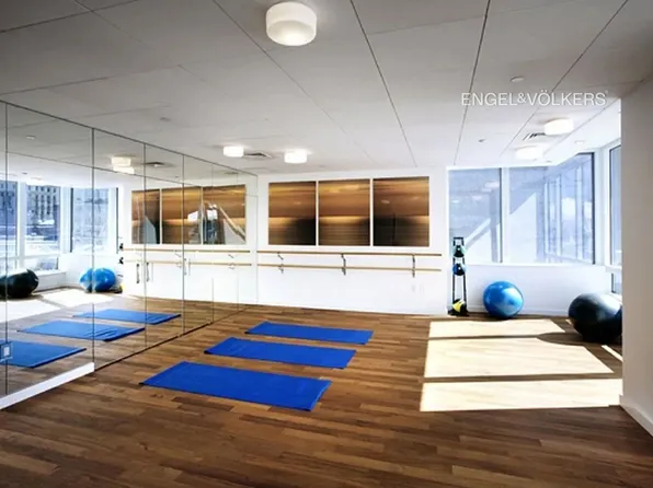 247 West 46th Street image 8 of 16