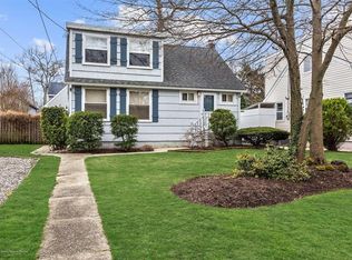 526 Delaware Ave, Point Pleasant Beach, NJ 08742