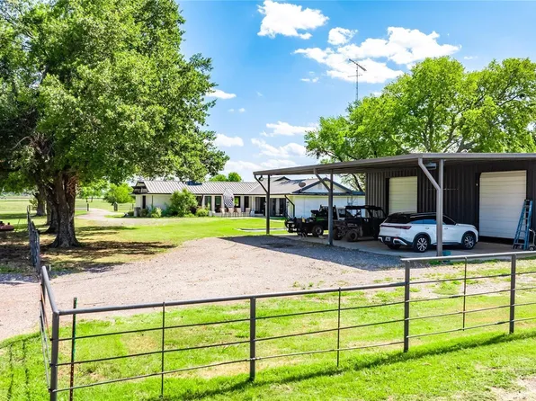 3034 Interstate Highway 30 W, Sulphur Springs, TX 75482