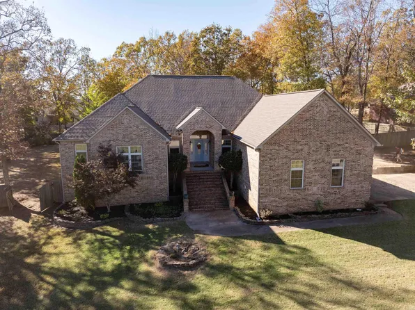 107 Maggie Ln, Searcy, AR 72143