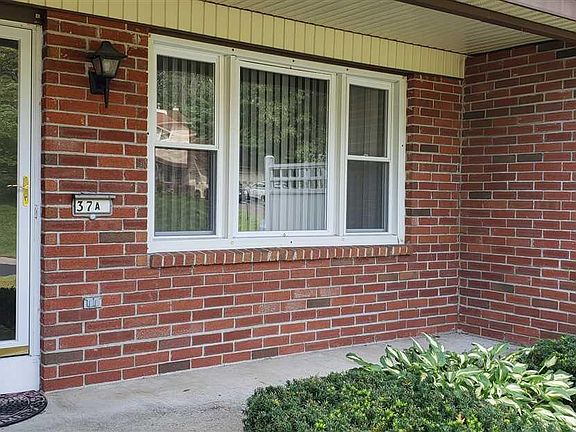 4th image of 37 Greensboro Blvd #A