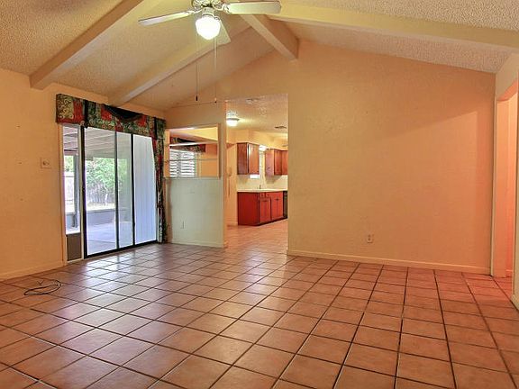 3rd image of 1729 Star Cove Dr