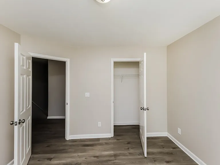 4806 Brookwood Pl — Photo 14