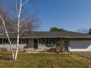 5070 Irondale Rd, Mounds View, MN 55112