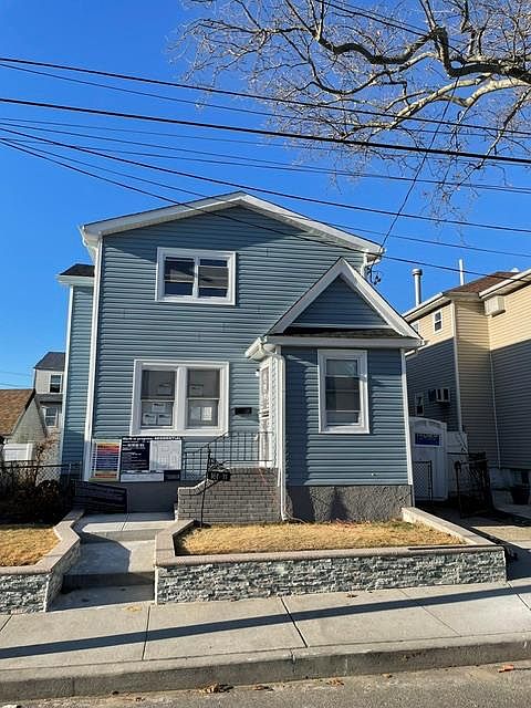 1st image of 161-11 128 Avenue