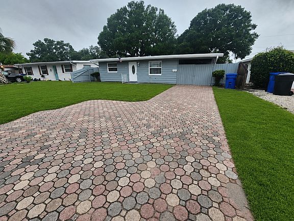 5th image of 655 Northmoor Ave N