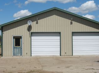 1434 Cherry Creek St, Glasgow, MT 59230
