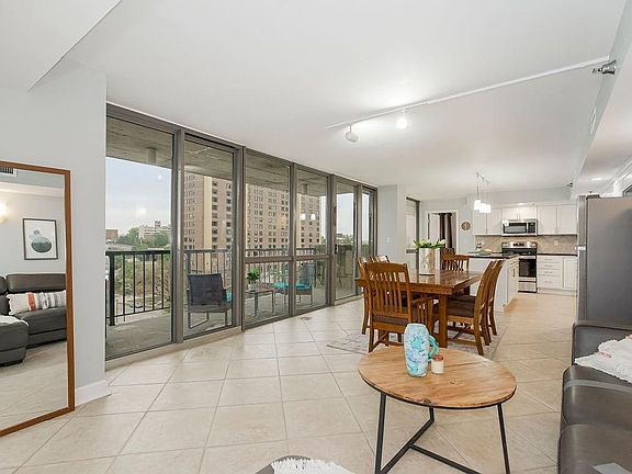 2nd image of 600 Admiral # 902 Blvd