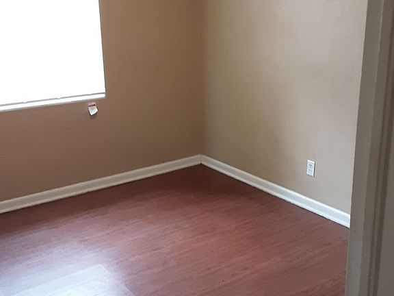 2nd image of 1831 Lambert St #1829