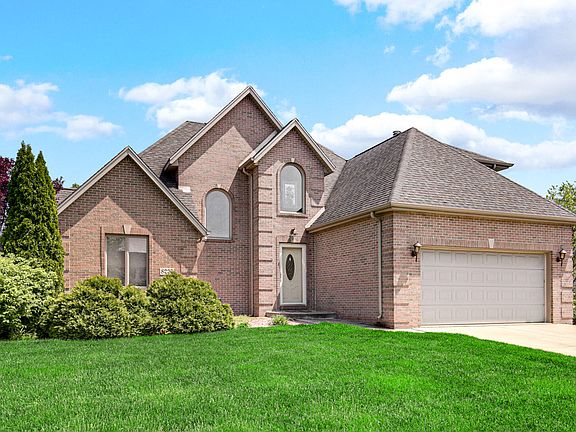 2nd image of 8227 Magoun Dr