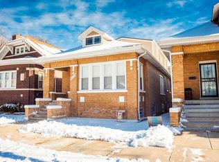 8005 S Euclid Ave, Chicago, IL 60617