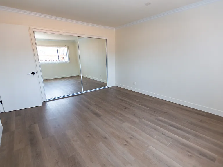 13830 Moorpark St #205 — Photo 12