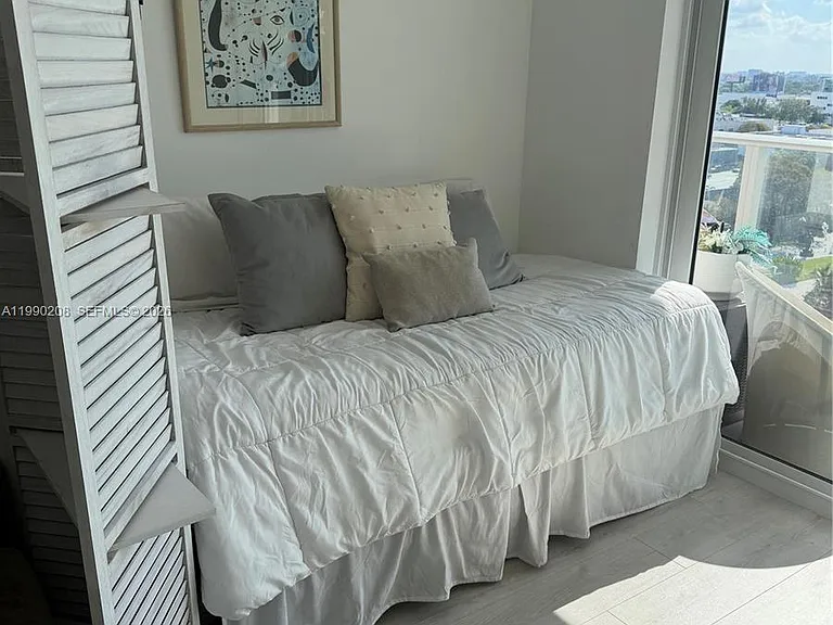 4250 NE Biscayne Blvd #1115 — Photo 31