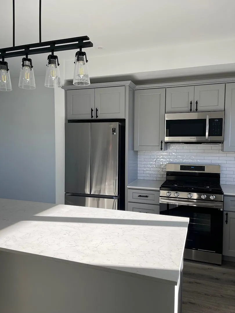 NEW! 2 Bedroom on campus! — Photo 1