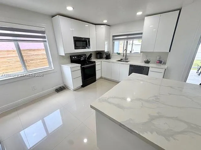 13758 SW 283rd Ter — Photo 6