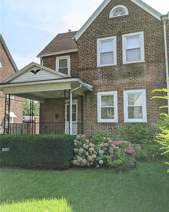 1st image of 808 E Washington Ave