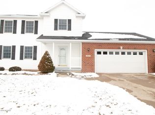 3317 Fieldberry Ln, Charlotte, MI 48813