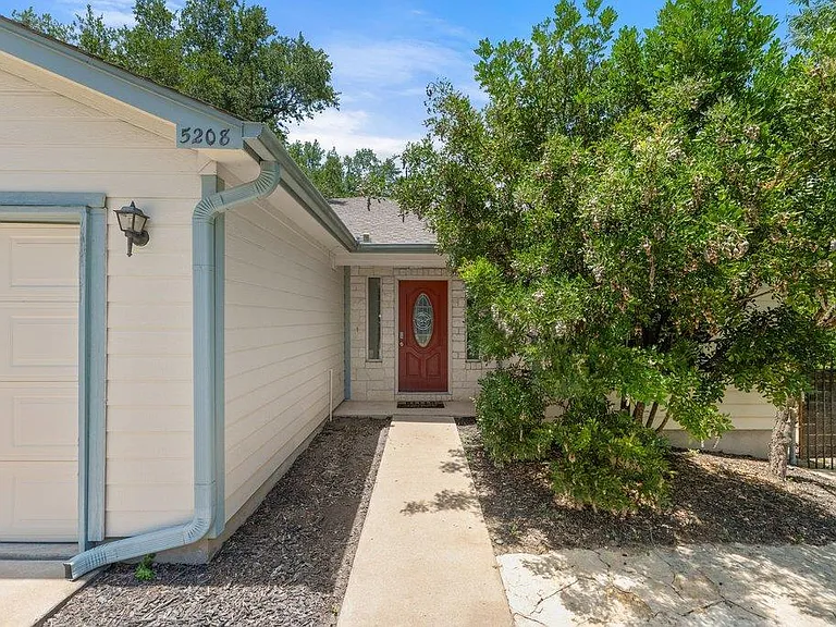 5208 Sioux Ln — Photo 3