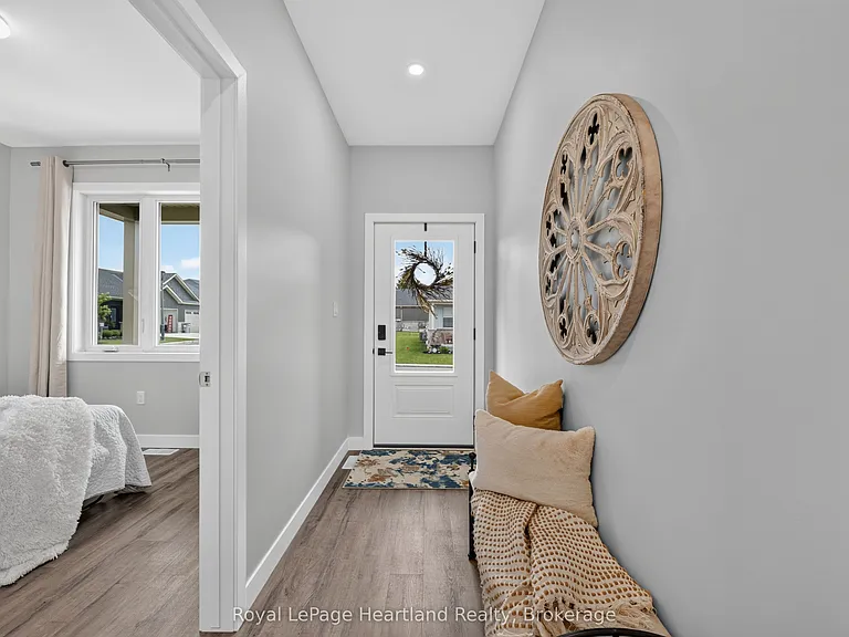 23 Silver Creek Rd — Photo 11