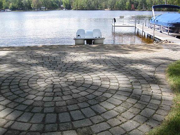 2nd image of 149 Aspenwood Dr
