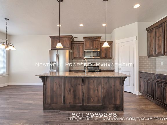 3rd image of 246 W Silver Springs Dr #151